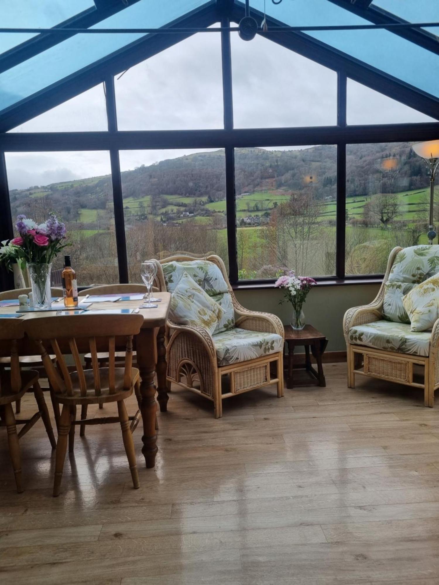 Sycamore Cottage คอนวี ภายนอก รูปภาพ